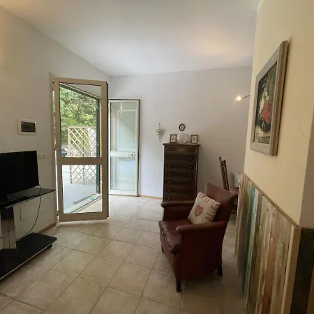 Apartmán Altido The Cherry House Carro