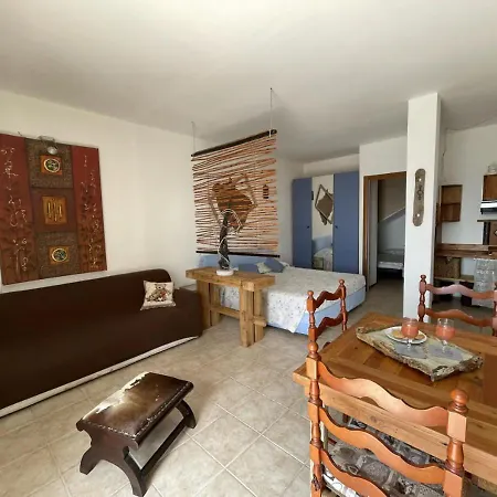 Apartmán Altido The Cherry House Carro